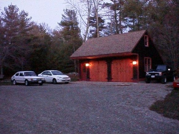 garage1twi.JPG