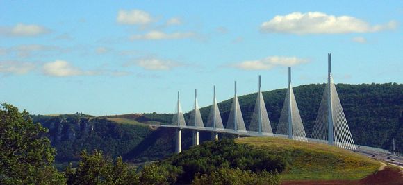 Millau-Front.jpg