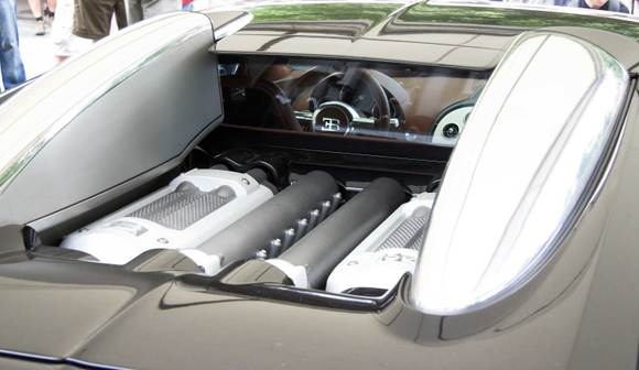 Veyron-Rear2.jpg