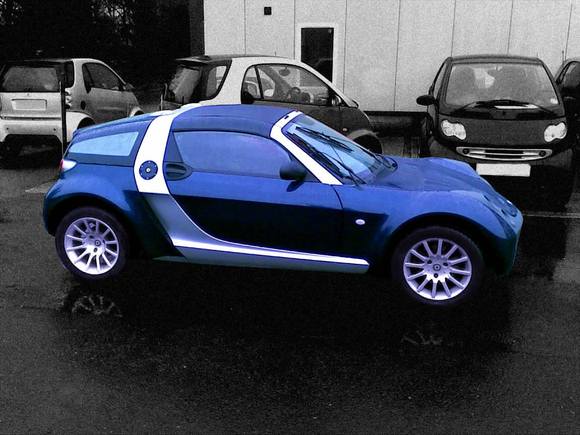 Smart Roadster first picture - from Mobile Phone.