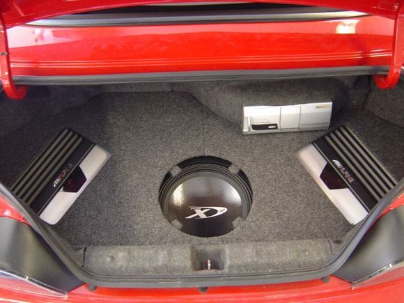 ALPINE AMPS.JPG