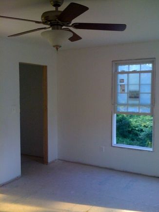 Office1.jpg