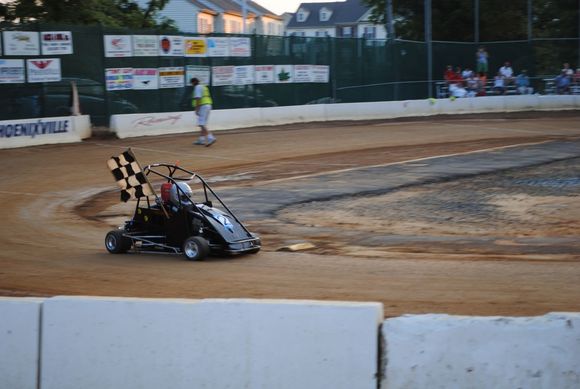 win at phoenixville pics 025.JPG