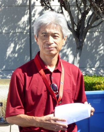 Uehara-san_prepares.jpg