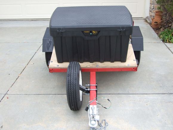 Tire trailer - front view