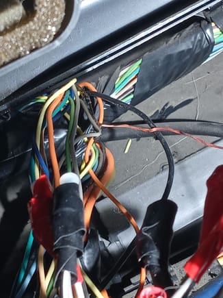 Just another pic of the unknown fried wire :( also i cant seem to find the proper schematics for the radio wiring of my 2001 saturn lw300 anywhere so if anyone has those, PLEASE let me know asap, all the ones i've seen has wires but not saying where the extra 1s go to? Any help would b helpful, thanks!
