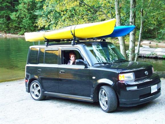 The box has 58&quot; yakima bars on it, holding our 12' Kayaks....sweet!