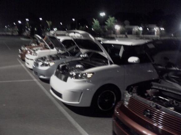 line 'em up