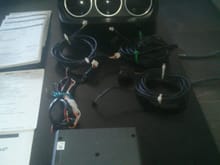 Defi Bf Amber Gauges (Oil press/temp/boost) with Controller and sensors-harnesses etc) and original Defi Pod 700 euro