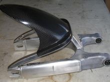 Hi all.
Does anybody know what make of hugger this is?
Or what types of hugger will fit the vtr/900 braced swingarm?
Thanks