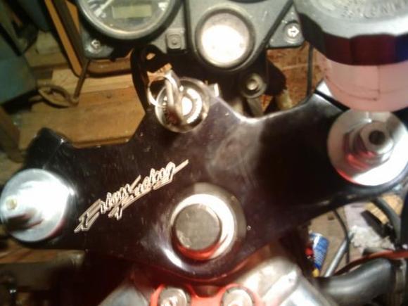 new triple holding 900rr forks reworked by traxxion