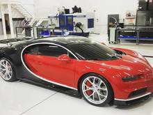 What a great spec! This stunning Bugatti Chiron was spotted inside a shop somewhere in Qatar.