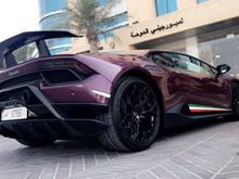First Lamborghini Huracan Performante in Qatar! The color looks amazing!