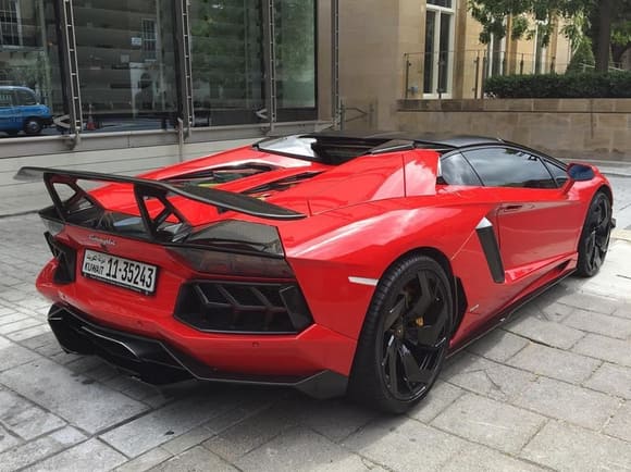 Awesome DMC Lamborghini Aventador LP900 Molto Veloce from Kuwait. It was spotted at the Berkeley Hotel in London this week. Can't wait for more supercars from Kuwait, Qatar, Oman, and other middle eastern countries to arrive in London. Summer is going to be fantastic!