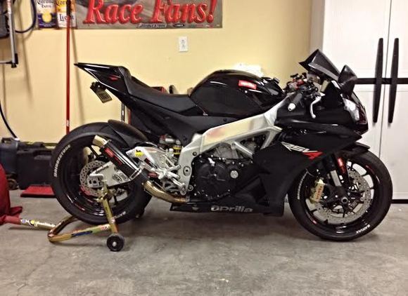 2010 Aprilia RSV4