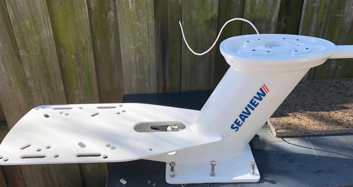 Seaview modular dual mount radar mount + acc + anchor light The Hull