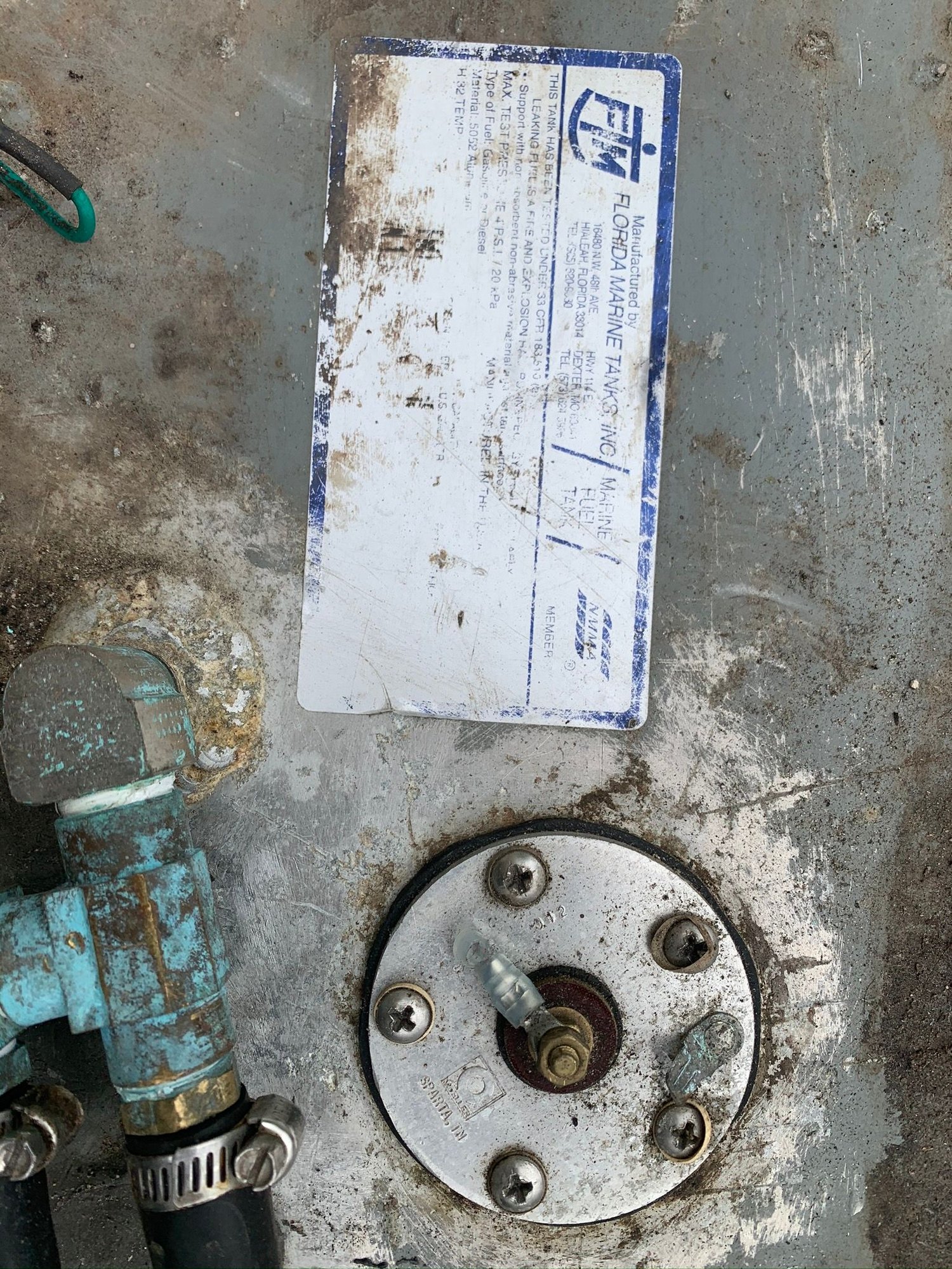 Fuel Tanks 150 and 156 Gallon Aluminum from Grady White Marlin 300