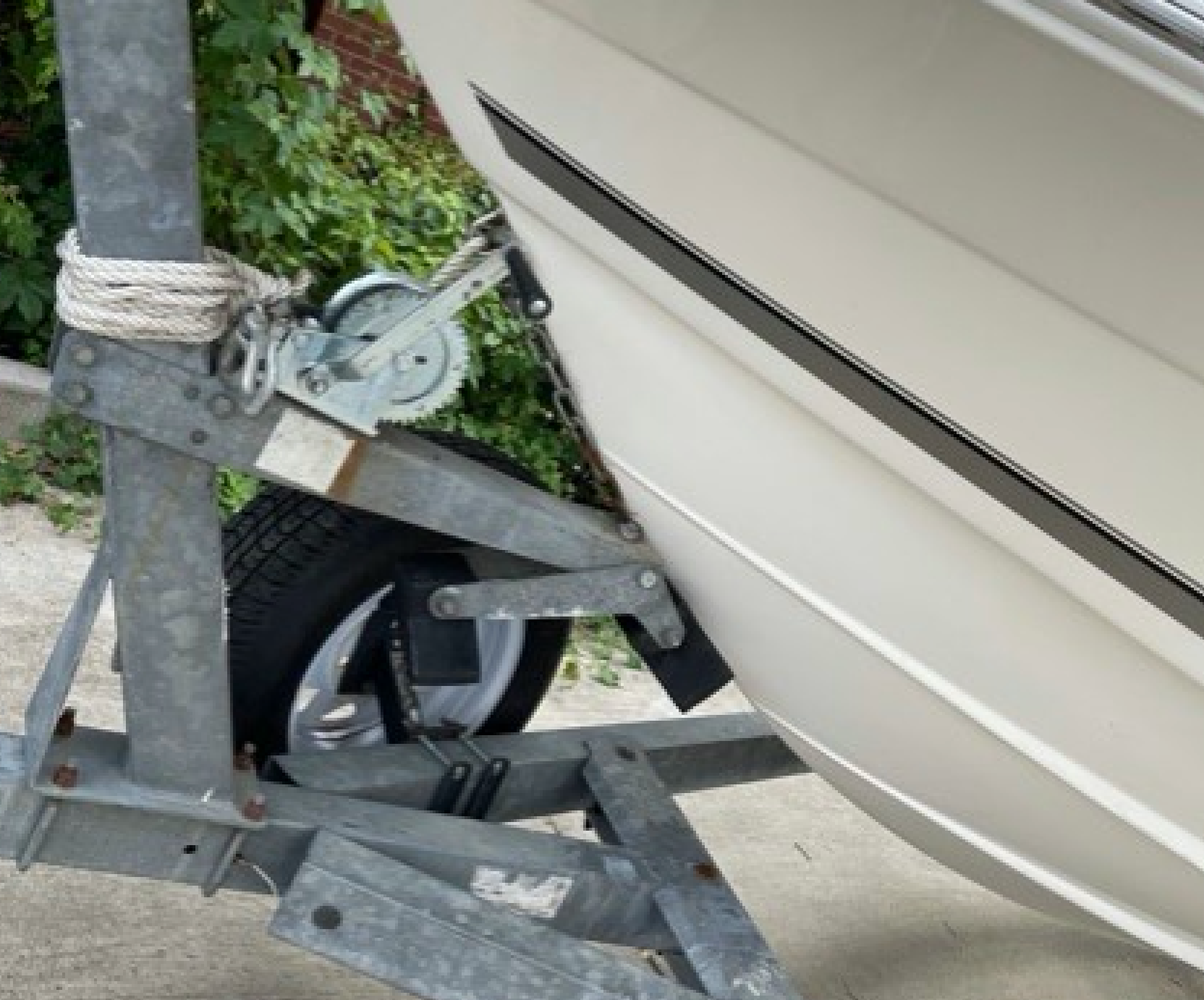 Boat transom bottom stuck in the trailer roller The Hull Truth