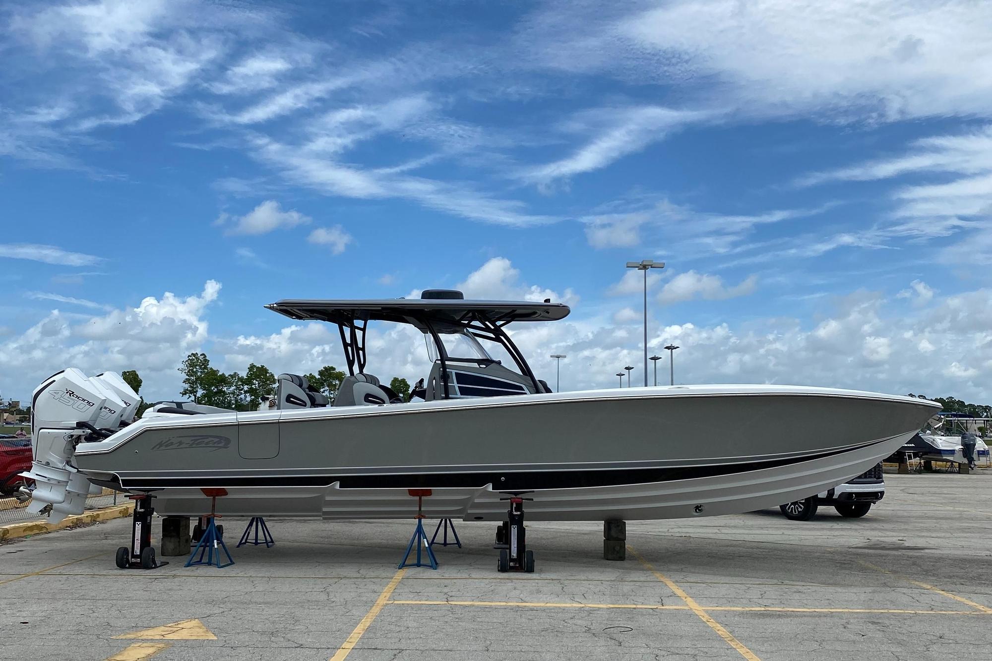 2024 Nor-Tech 390 Center Console Center Console Fishing Boat For