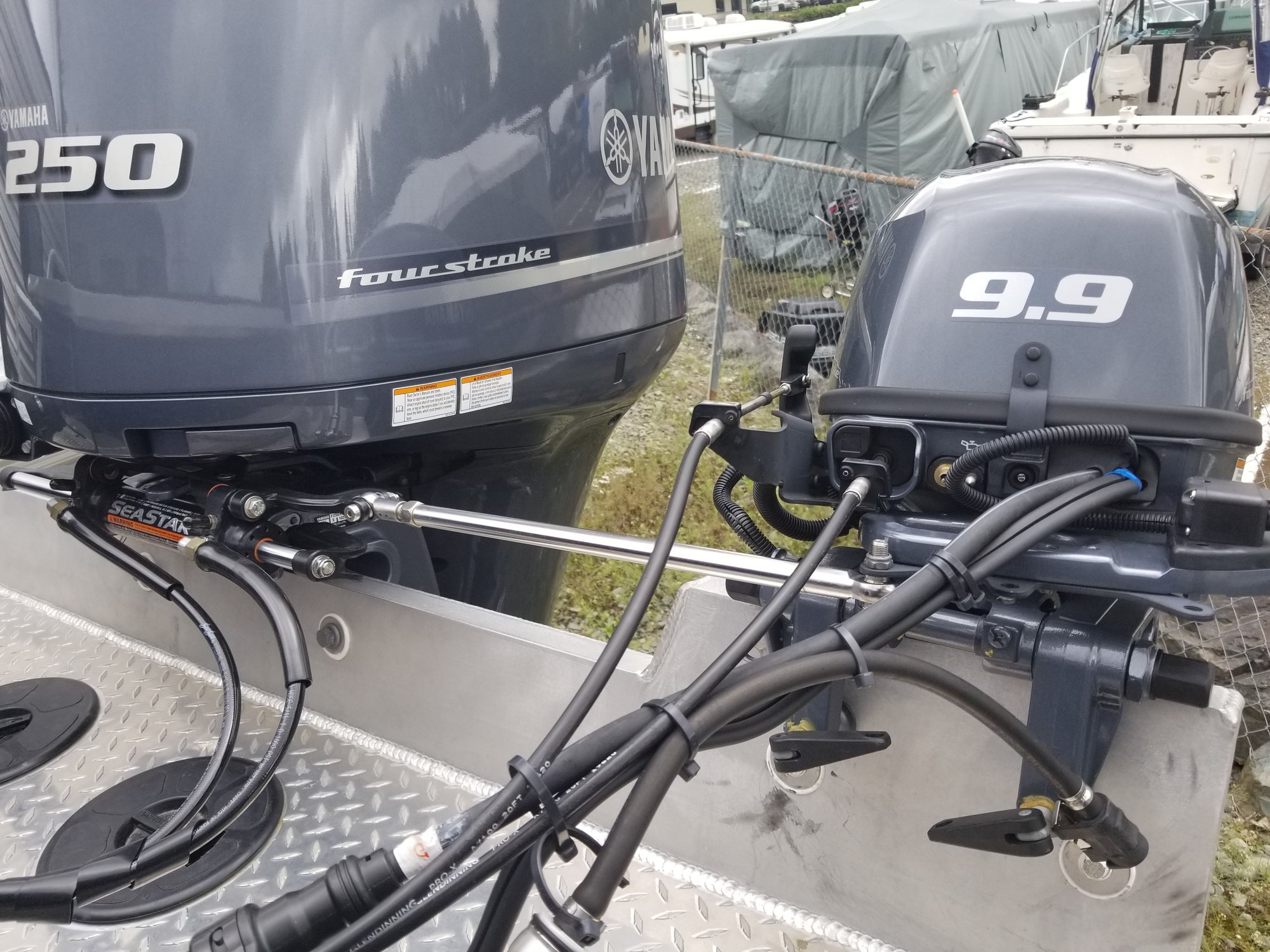 Tie kicker to main motor The Hull Truth Boating and Fishing Forum