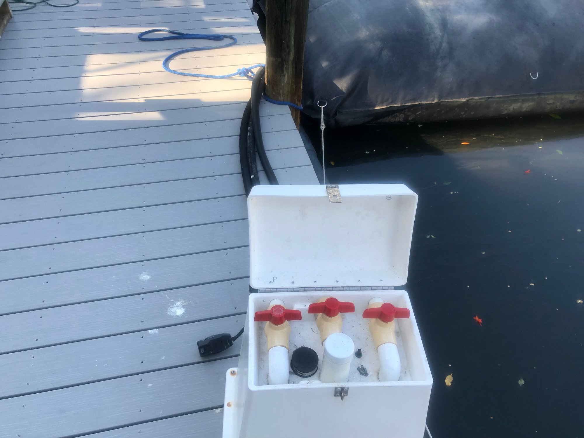 Air dock boat lift catamaran The Hull Truth Boating and Fishing Forum