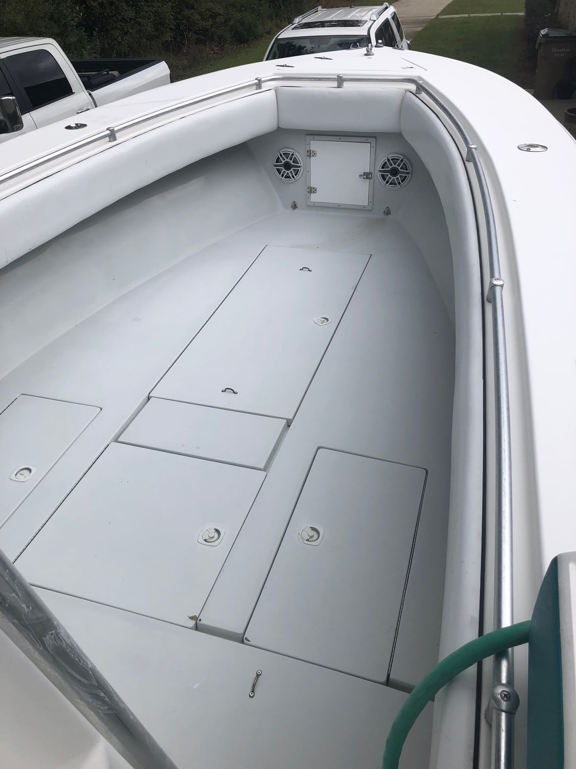 27 Contender transom rod holder - The Hull Truth - Boating and