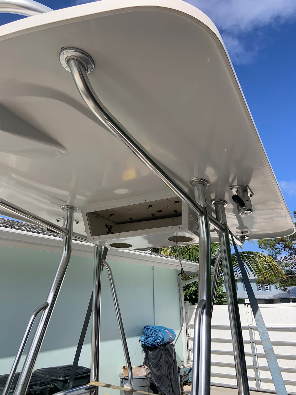 Birdsall hard top with electronics box and buggy top - The Hull Truth ...