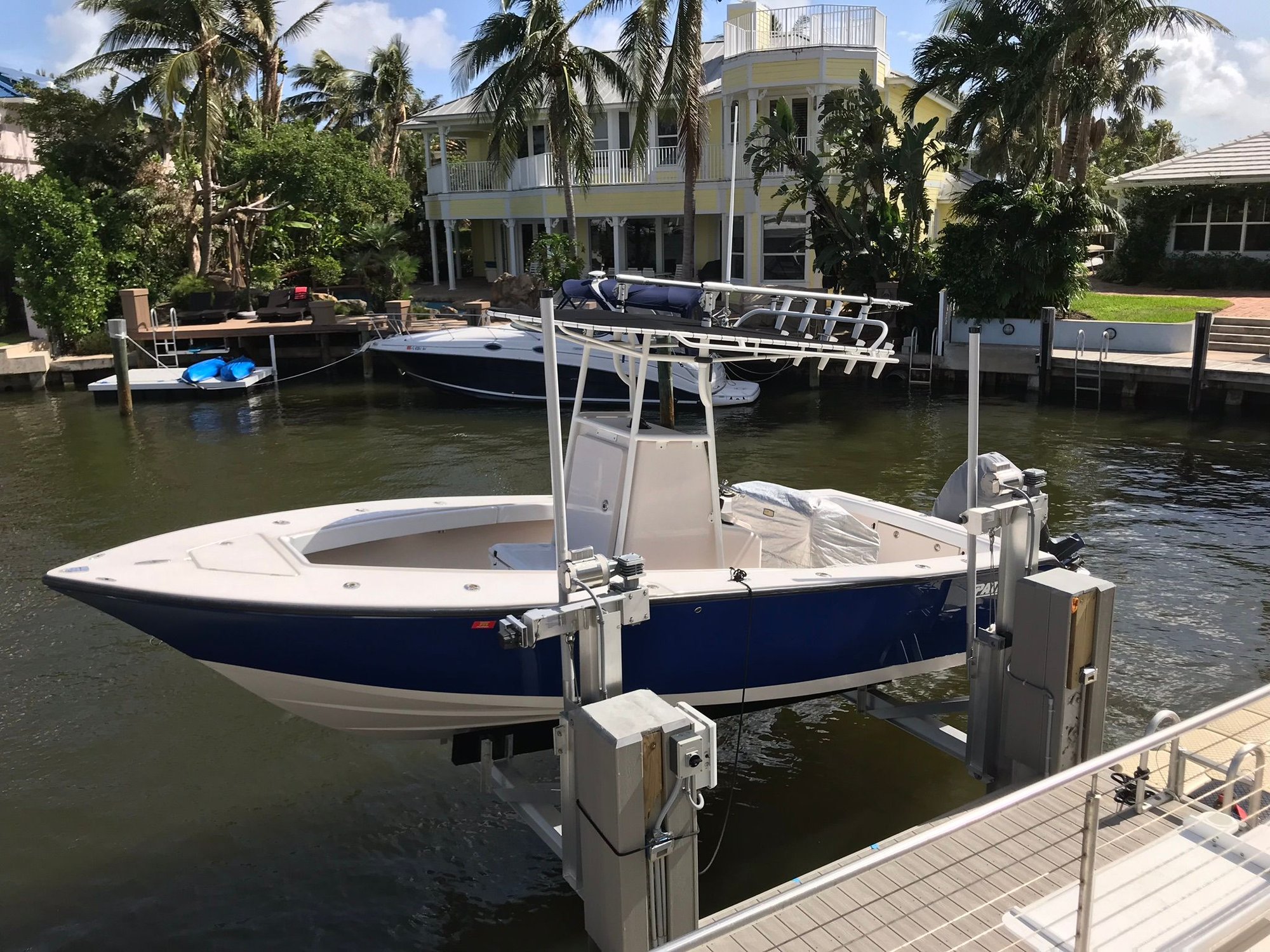 Neptune 7K Vertical Elevator Lift for sale The Hull Truth Boating