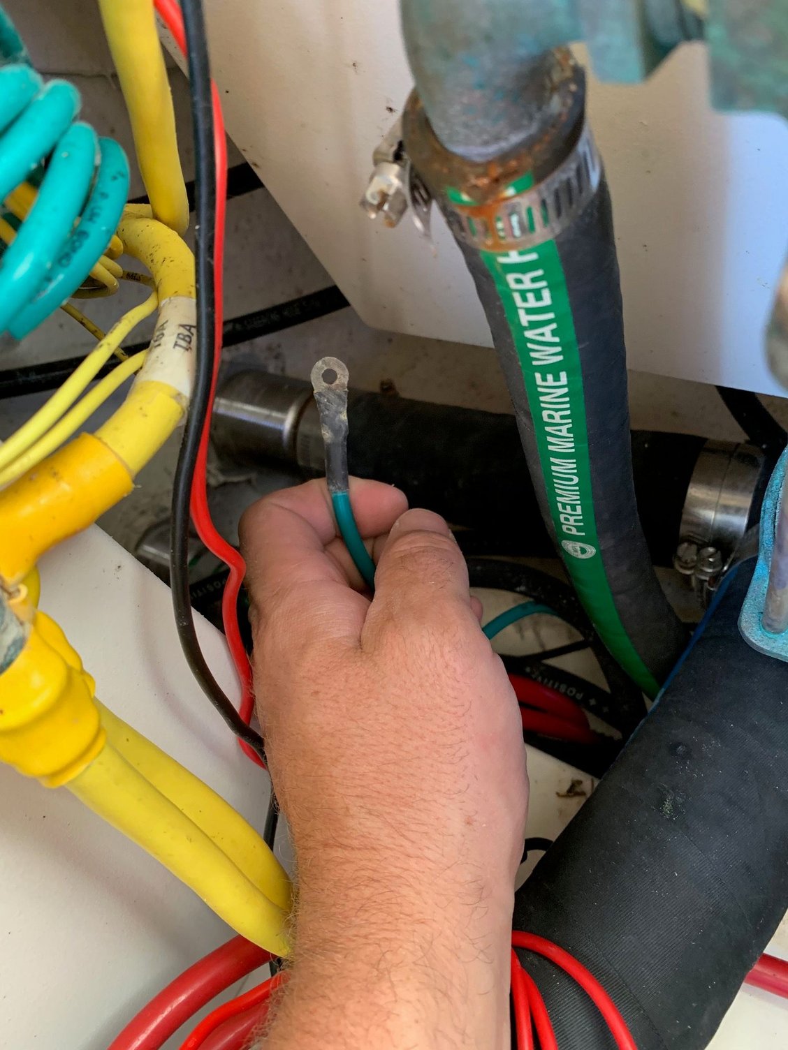 To be bonded or not to be Robalo Thru Hulls The Hull Truth Boating