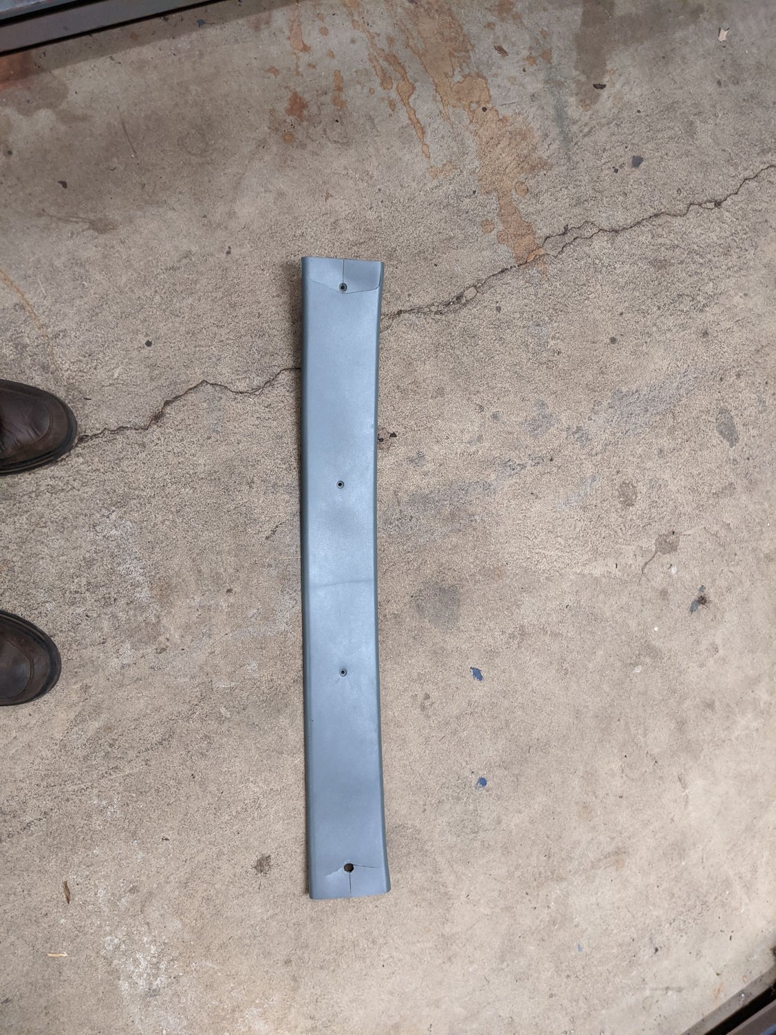 Rear upper headliner trim piece Third Generation FBody Message Boards