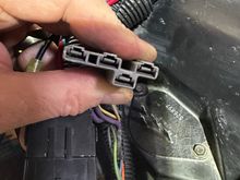 Connector and pins are clean, purple wires still getting hot.