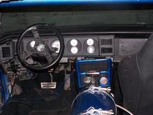 ULTRA LITE GAUGES NITROUS BOTTLE(COLOR MATCHED TO THE CAR) CUSTOM CONSOLE