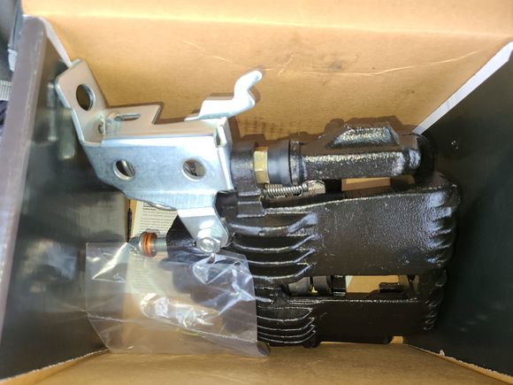 Fourth gen caliper with thirdgen parking brake bracket