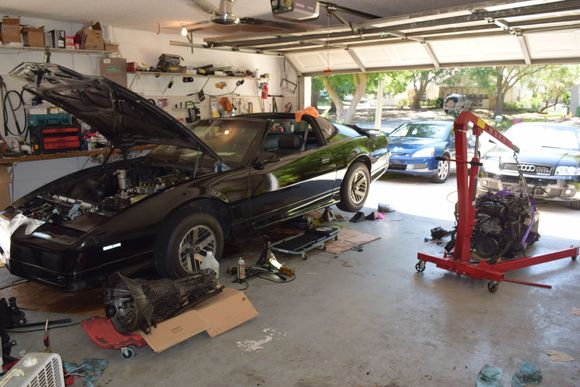 Garage Mayhem at the beginning of my LT1 Swap May 2016