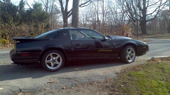 17x9 WS6 Y2K wheels, "LT1" high rise spoiler (OEM), slammed 2.75-3.00 inches, Borla str8 no cats, custom Y, F-body manifolds, 4th gen 3.42 zexel rear (most likely to grenade if it gets turbo'd)