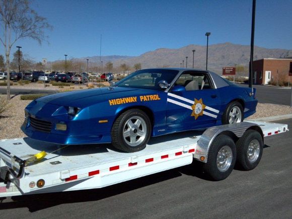 Closer look at the 91 Camaro...
