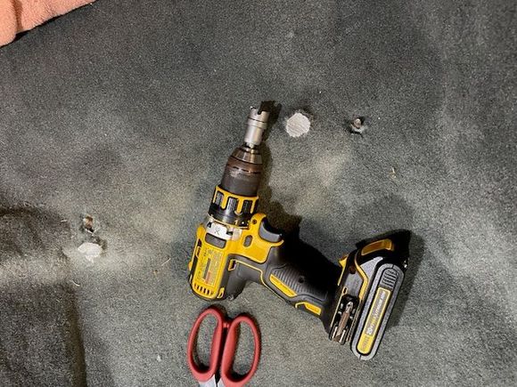 TCT Cutter and scissors.  