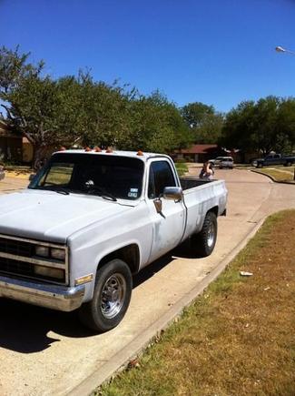 spray can primer. will get professionally done when i get back