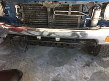 No bumper bolts to mount to