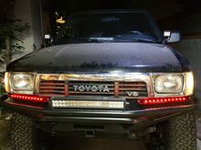 First thing, must finish mounting the new turn signals / running lights. In the image the running lights are on. I was skeptical at first, but I totally like the outcome now. Maybe it's because of all the labor? lol..