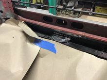 View from the engine compartment. The tab on the back of the bracket with the small bolt into the front crossmember seems useless but it was quick and easy so it got installed.