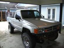 It's just beging for a beefy front bumper.
