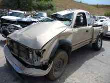 2001 tacoma wrecked front end