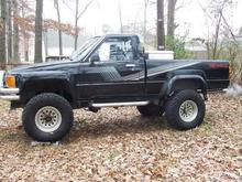 This is a nice side shot. This little truck used to be a huntin truck and was parked in the backyard and forgotten until next huntin season. Finally it was given to me. I have always wanted one!! Now that I have it she aint gonna sit in that backyard anymore!!