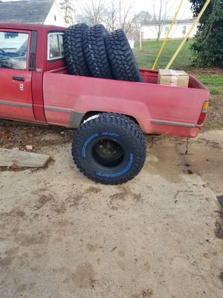 35x12.50R15 mastercraft courser mxts