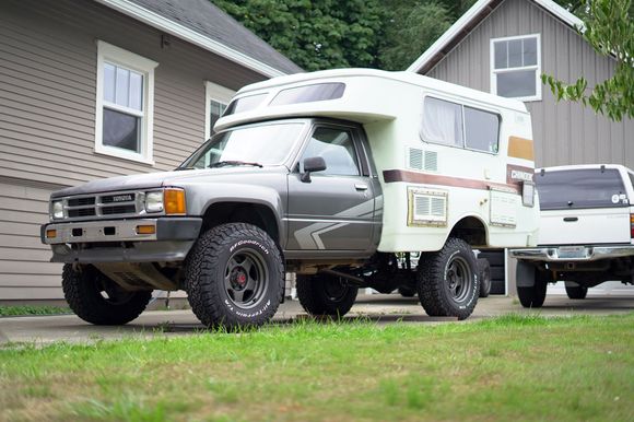 1988 Toyota Chinook