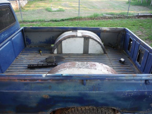 well they take up a lot of the bed! and it will be worse when I cut some out of the front to fit on 4runner frame.