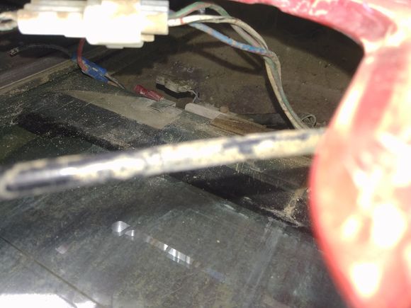 Defrost wires, left side