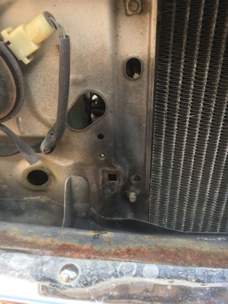 these square holes dont look right.. the grill clips werent in these spots