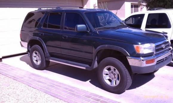 First shots of her in the driveway. Passenger side front Hi.